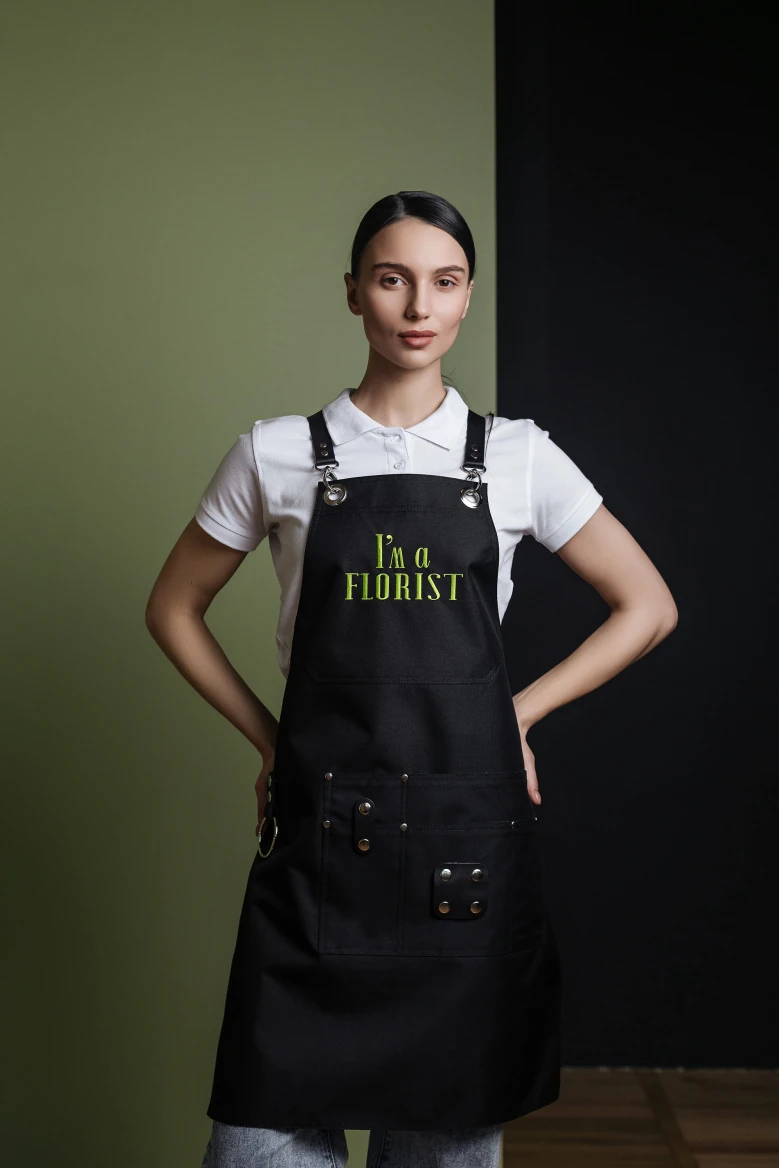 Фартук с вышивкой I AM A FLORIST, салатовый цвет